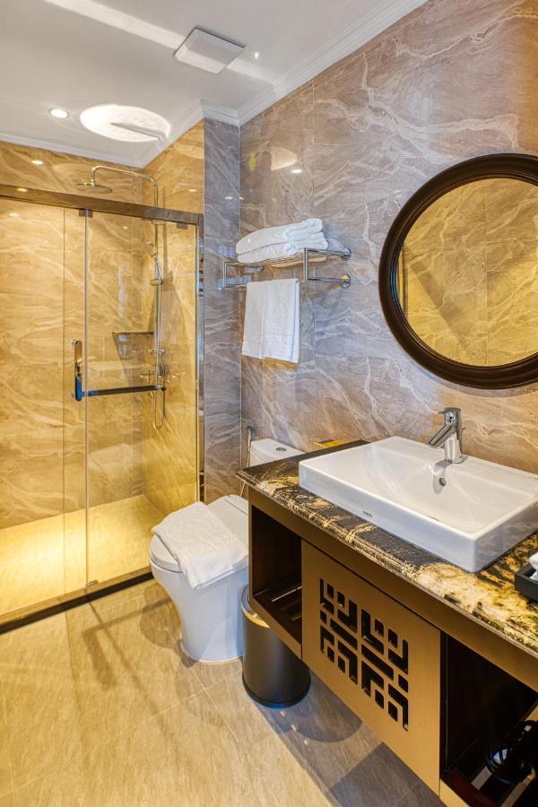The Almin Hotel Ha Long Esterno foto