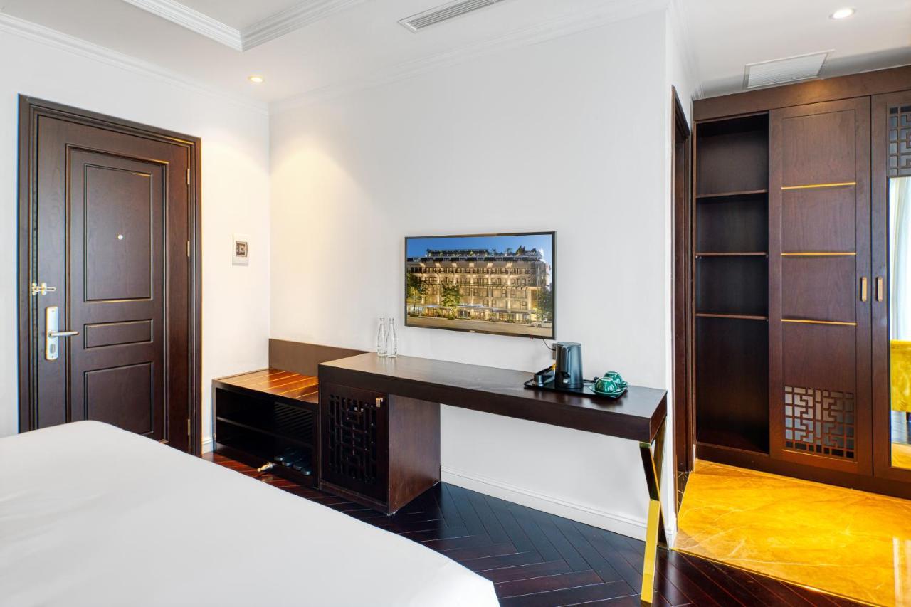 The Almin Hotel Ha Long Esterno foto